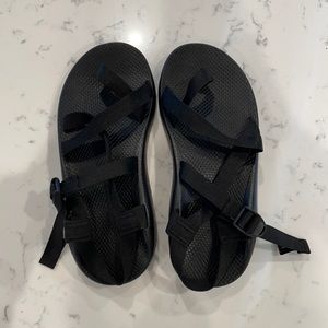 Brand new, Never Worn Men’s Chaco Z2 Sandals
